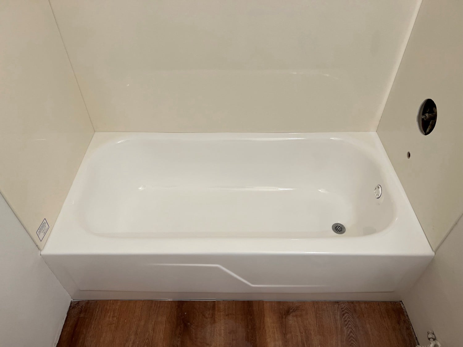 Porcelain Tub Repair before and after Portland, OR