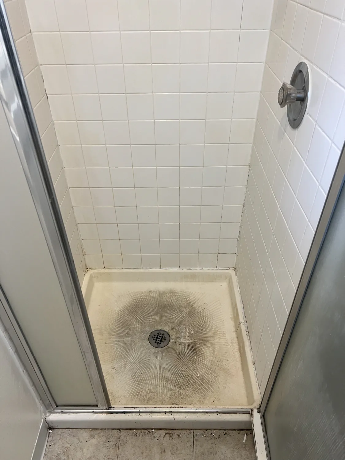 Tile Refinishing before and after