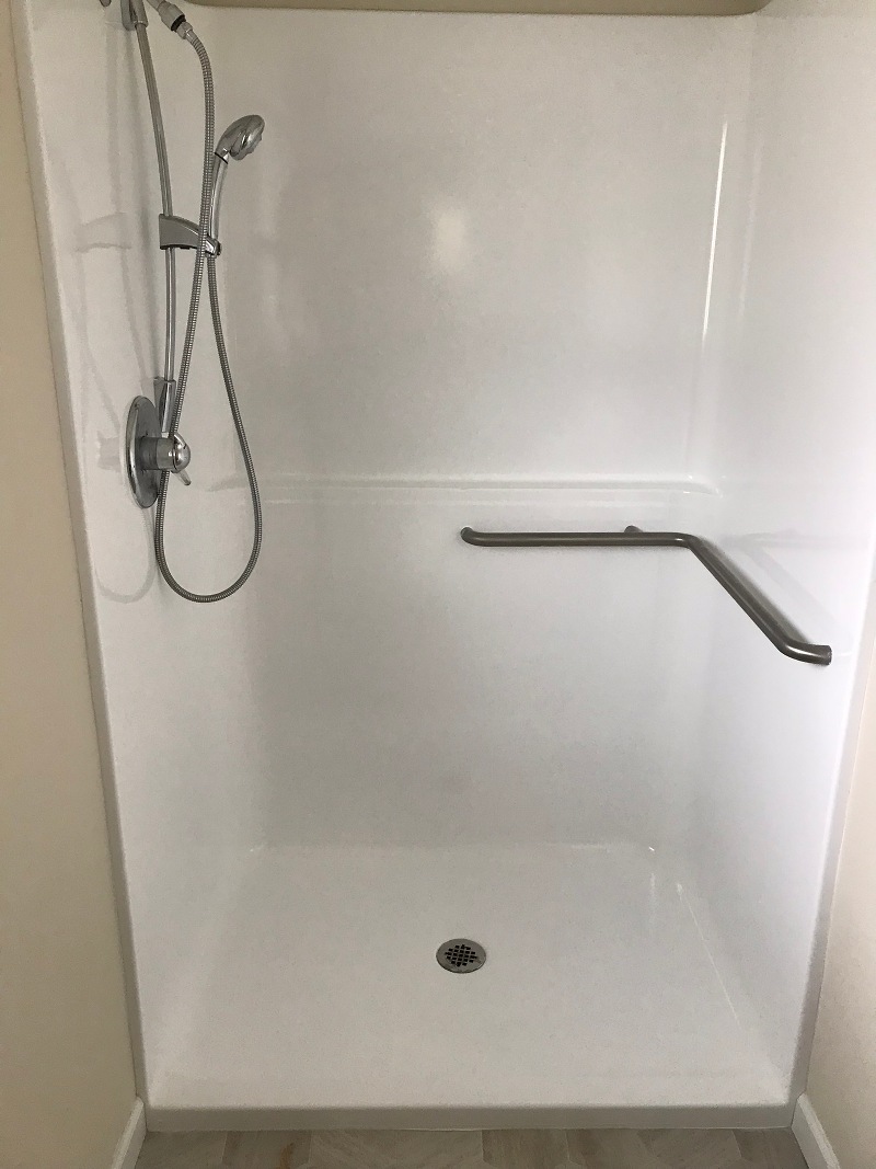 Portland OR Shower Refinishing Aftere Picture